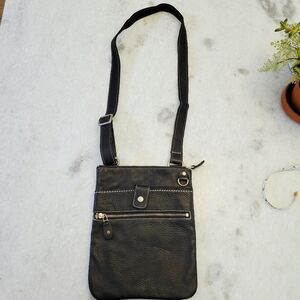 ROOTS VENETIAN VILLAGE Black Pebbled Leather Crossbody Messenger Bag